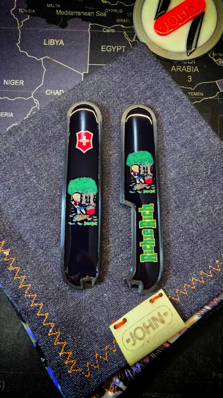Cachas personalizadas Victorinox 91mm fabricadas por Don John Chile