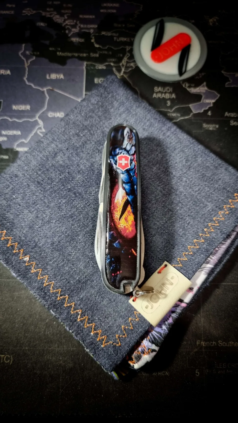 Cachas personalizadas Victorinox 91mm fabricadas por Don John Chile